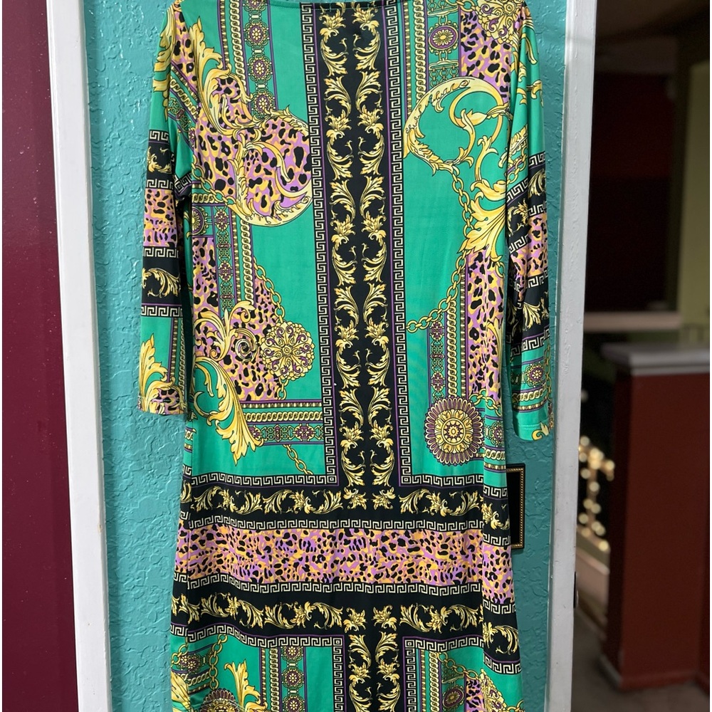 👑✅PRICE FIRM✅ Green Baroque print midi dress tunic - Picture 5 of 8